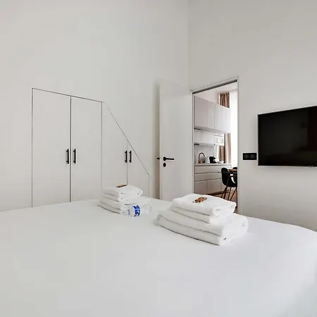 Apartment In The Heart Of The 9th Arrondissement