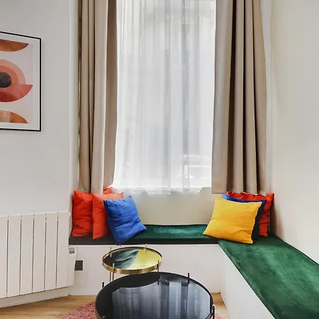 Charming 2br- 4p - Rochechouart Paris